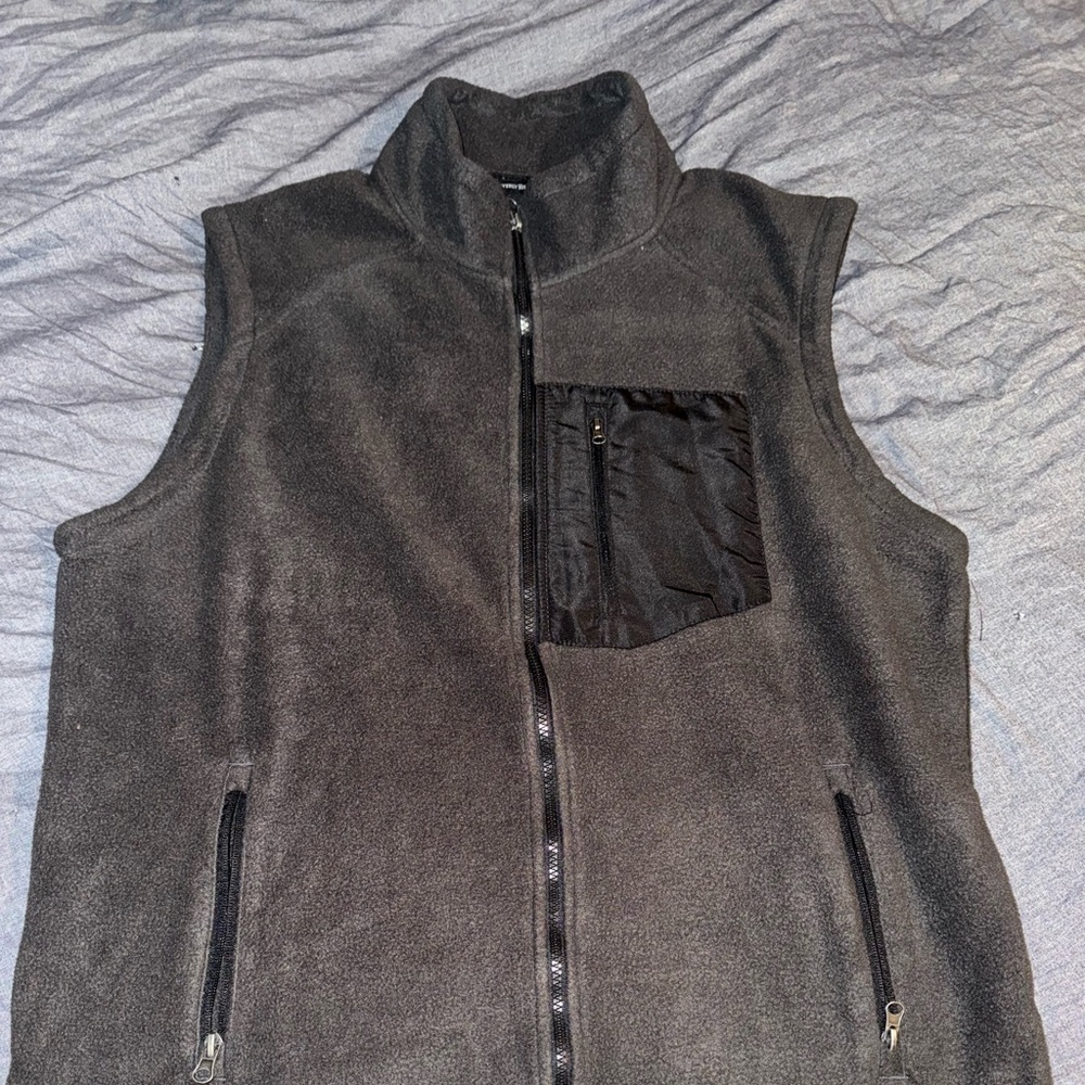 Beverly Hills polo club fleece vest